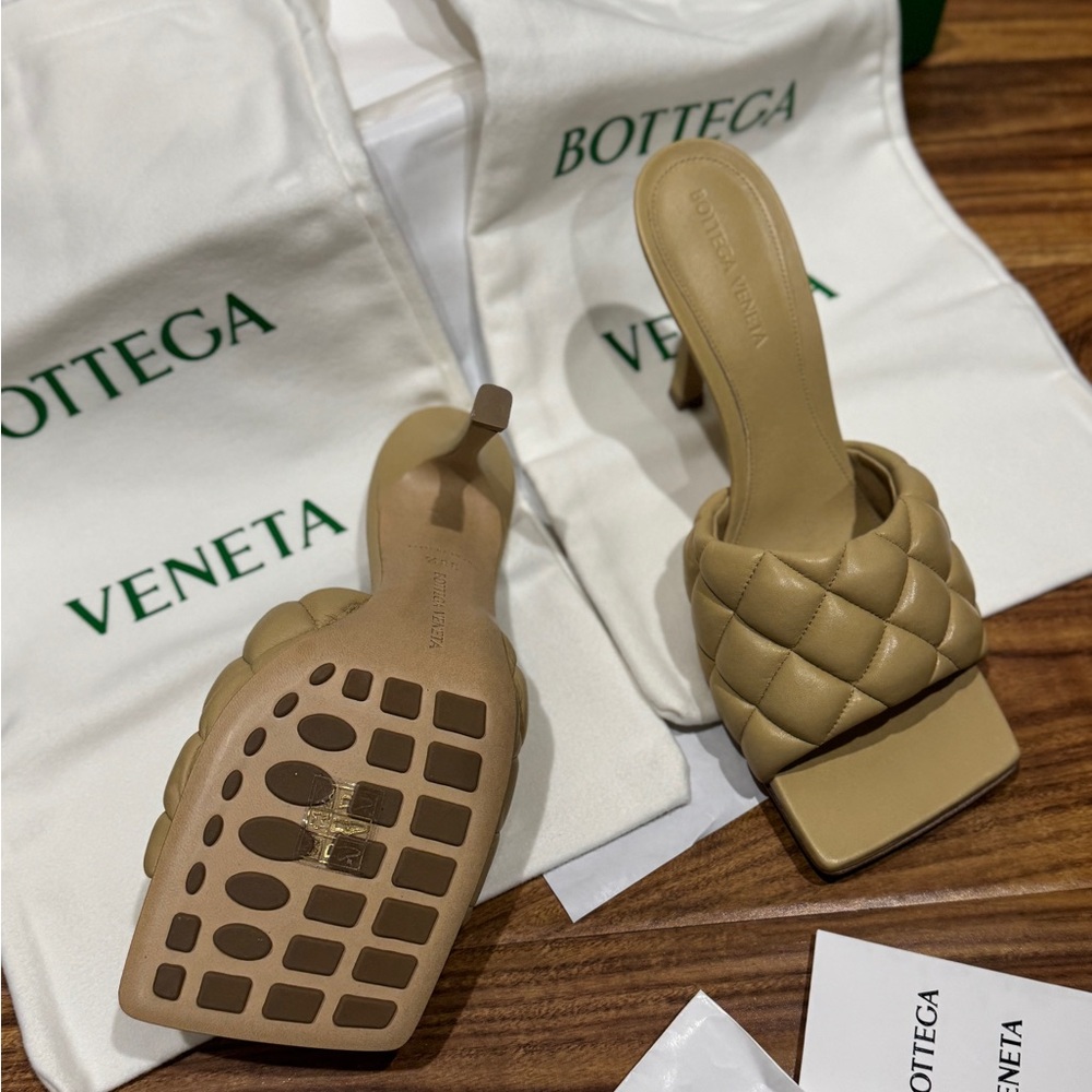 Bottega Veneta Tan Quilted Mules - Picture 3 of 5
